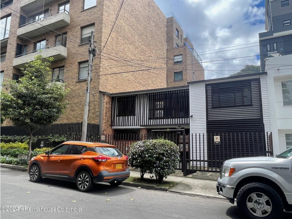 Casa en venta Cundinamarca Bogotá Santa Barbara Oriental 260 m2 Habitaciones 5 Baños 3 Garajes 0 Precio $2500000000