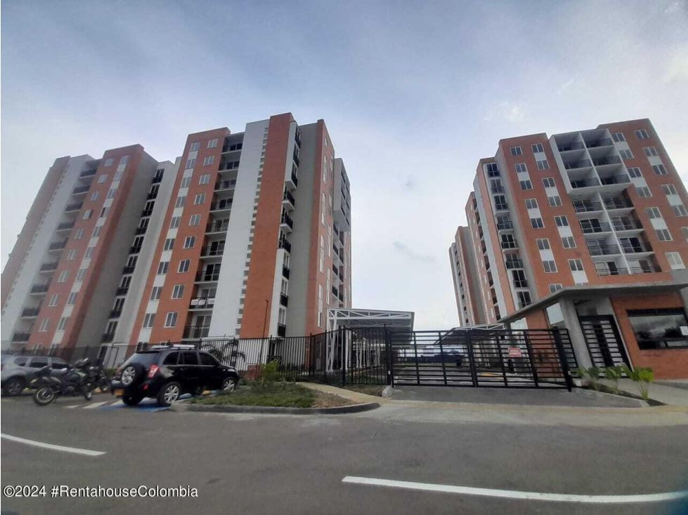 Apartamento en arriendo Valle Del Cauca Cali Comuna 22 75 m2 Habitaciones 3 Baños 2 Garajes 1 Precio $2000000
