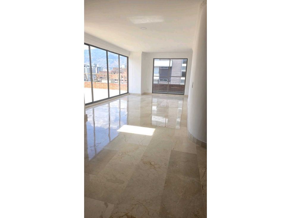 Apartamento en venta Antioquia Medellín Medellín 211 m2 Habitaciones 3 Baños 4 Garajes 2 Precio $1150000000