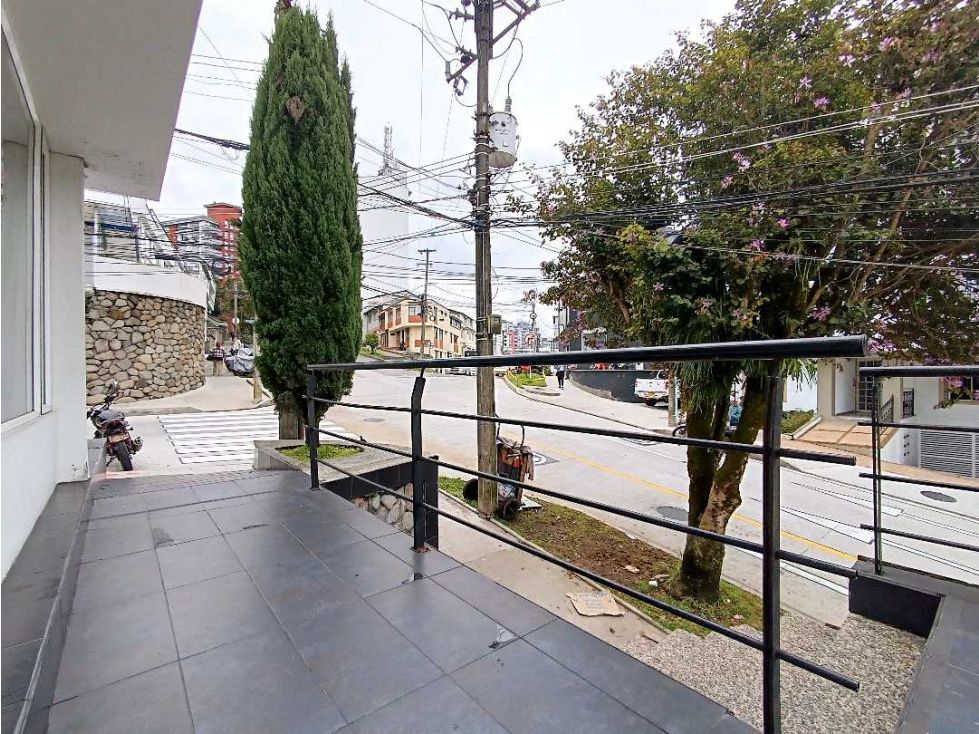 Casa en arriendo Caldas Manizales La Arboleda 160 m2 Habitaciones 8 Baños 3 Garajes 0 Precio $4800000