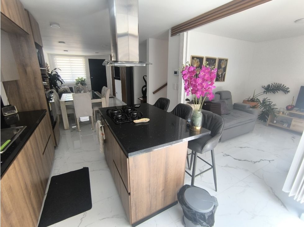 Casa en venta Antioquia El Carmen De Viboral La Alhambra 137 m2 Habitaciones 3 Baños 3 Garajes 1 Precio $567000000