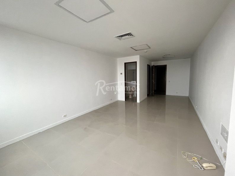 Oficina en arriendo Antioquia Medellín Los Naranjos 35 m2 Habitaciones 0 Baños 1 Garajes 1 Precio $4200000