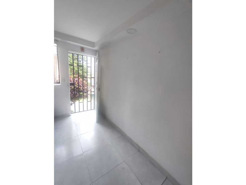 Apartamento en arriendo Antioquia Medellín San Isidro 50 m2 Habitaciones 3 Baños 2 Garajes 0 Precio $1700000