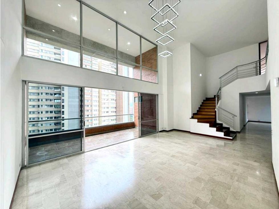 Casa en venta Antioquia Envigado Zúñiga 233 m2 Habitaciones 3 Baños 4 Garajes 2 Precio $2400000000