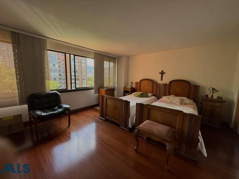 Apartamento en venta Antioquia Medellín La Aguacatala 198 m2 Habitaciones 3 Baños 4 Garajes 2 Precio $1200000000