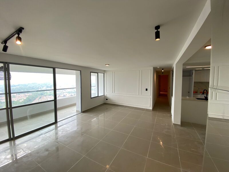 Apartamento en arriendo Antioquia Medellín Urbanizacion Cedros De La Colina 103 m2 Habitaciones 3 Baños 4 Garajes 2 Precio $6000000