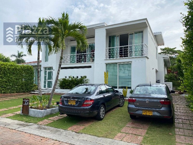 Casa en venta Tolima Ibagué Cr Tejares 400 m2 Habitaciones 4 Baños 4 Garajes 5 Precio $1780000000