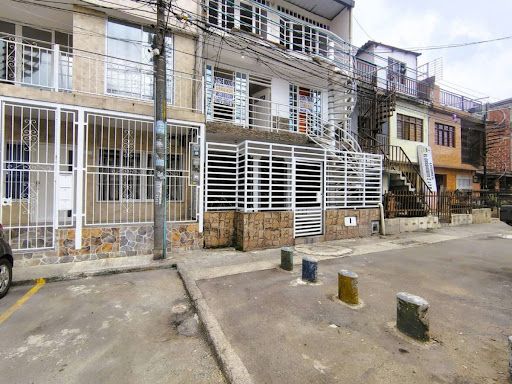 Apartamento en arriendo Valle Del Cauca Cali Ciudadela Floralia 85 m2 Habitaciones 3 Baños 1 Garajes 0 Precio $1200000