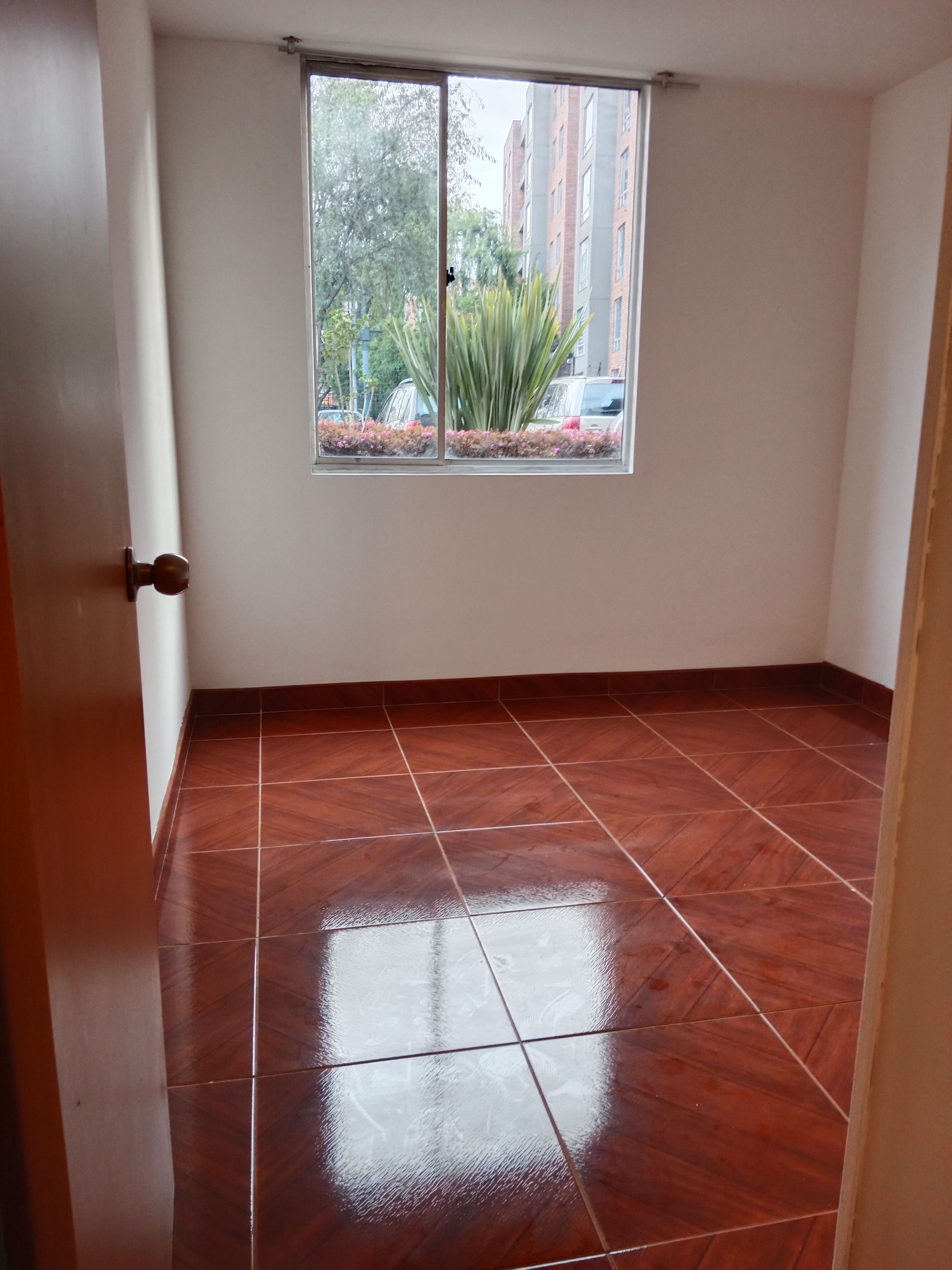 Apartamento en venta Cundinamarca Bogotá Portales Del Norte 68 m2 Habitaciones 3 Baños 2 Garajes 1 Precio $440000000