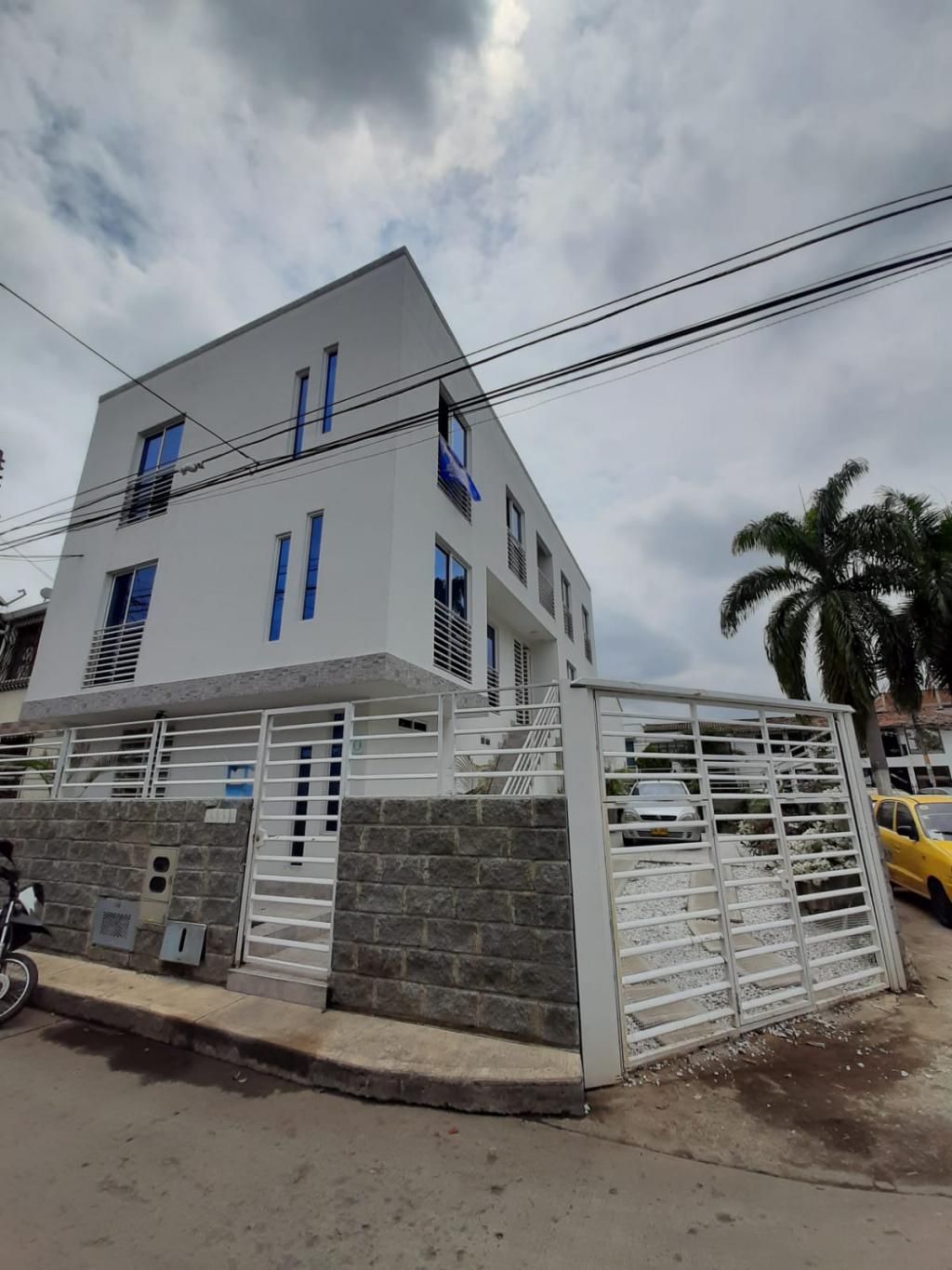 Apartamento en arriendo Valle Del Cauca Cali Ciudad Los Álamos 70 m2 Habitaciones 2 Baños 1 Garajes 0 Precio $1000000