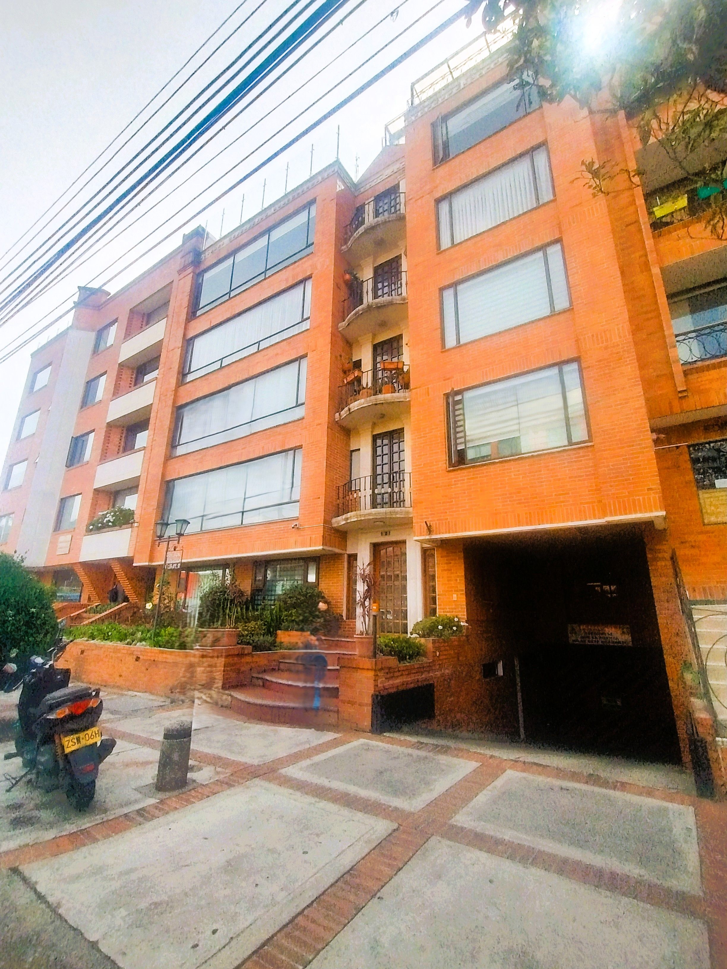 Apartamento en venta Cundinamarca Bogotá Santa Barbara Central 182 m2 Habitaciones 3 Baños 4 Garajes 2 Precio $1200000000