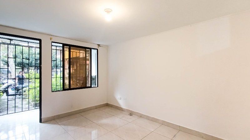 Casa en arriendo Antioquia Medellín Girardot 77 m2 Habitaciones 3 Baños 1 Garajes 0 Precio $1600000