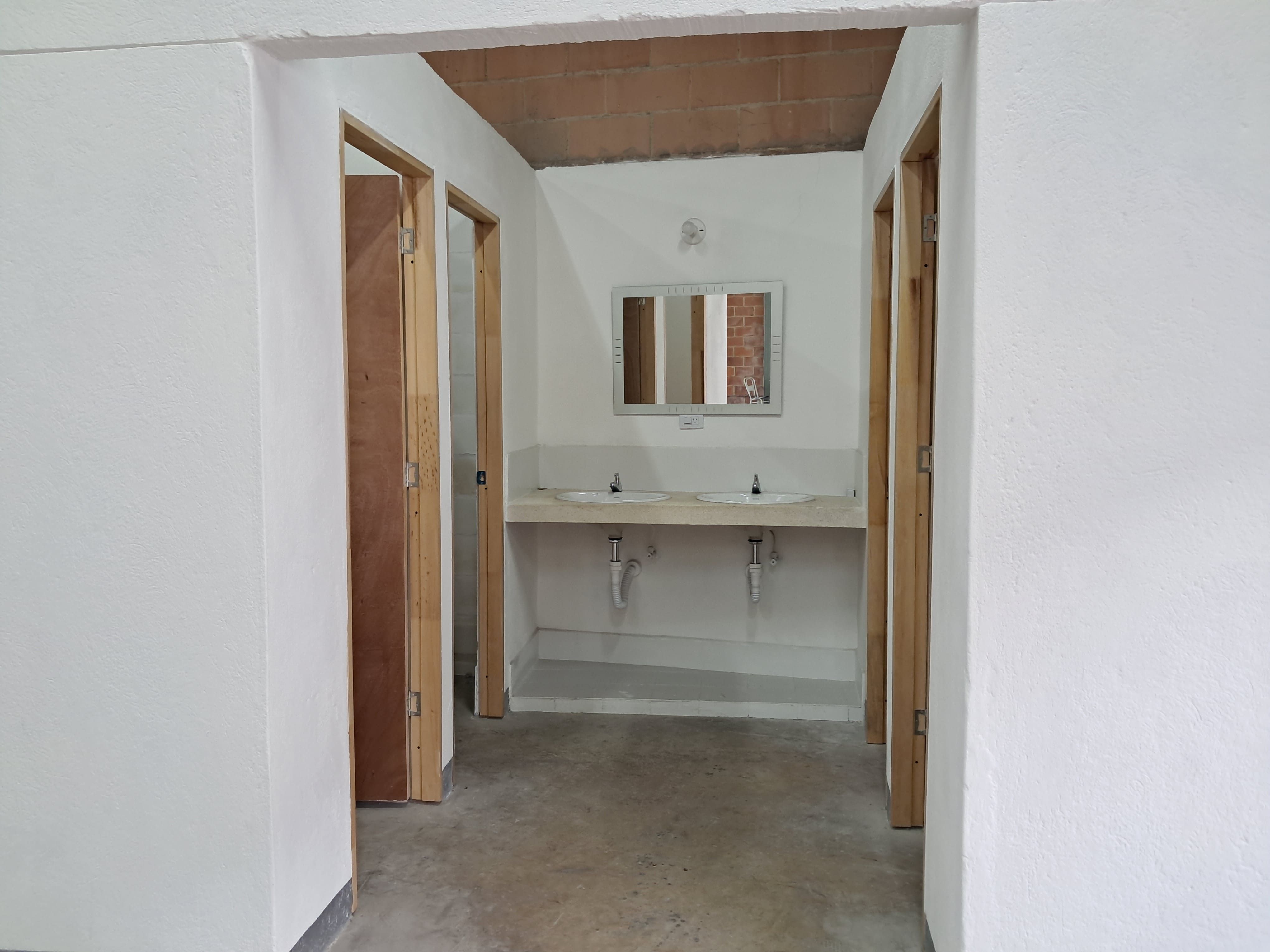 Bodega en arriendo Antioquia Medellín La America 290 m2 Habitaciones 0 Baños 2 Garajes 0 Precio $12000000
