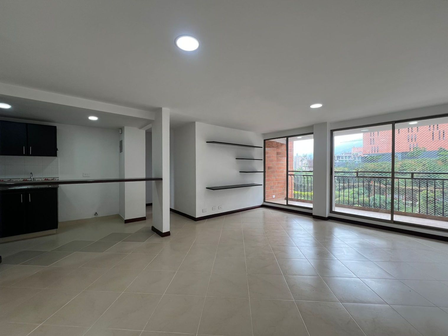 Apartamento en arriendo Antioquia Envigado La Mesa 98 m2 Habitaciones 3 Baños 2 Garajes 1 Precio $3550000