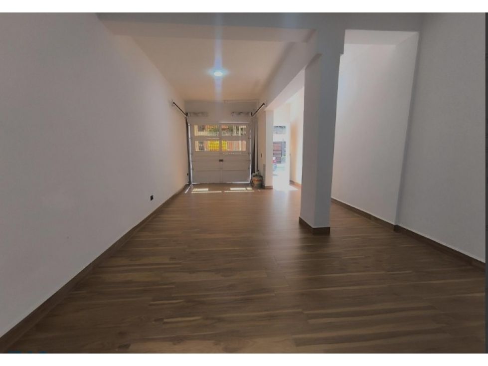 Casa en venta Antioquia Medellín Las Acacias 203 m2 Habitaciones 5 Baños 3 Garajes 2 Precio $950000000