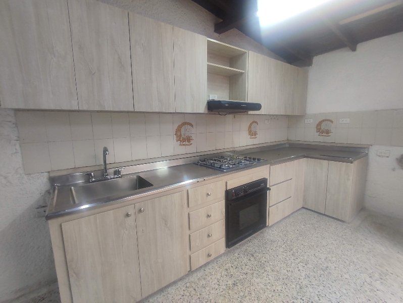 Apartamento en arriendo Antioquia Medellín Santa Monica 120 m2 Habitaciones 4 Baños 2 Garajes 0 Precio $2800000