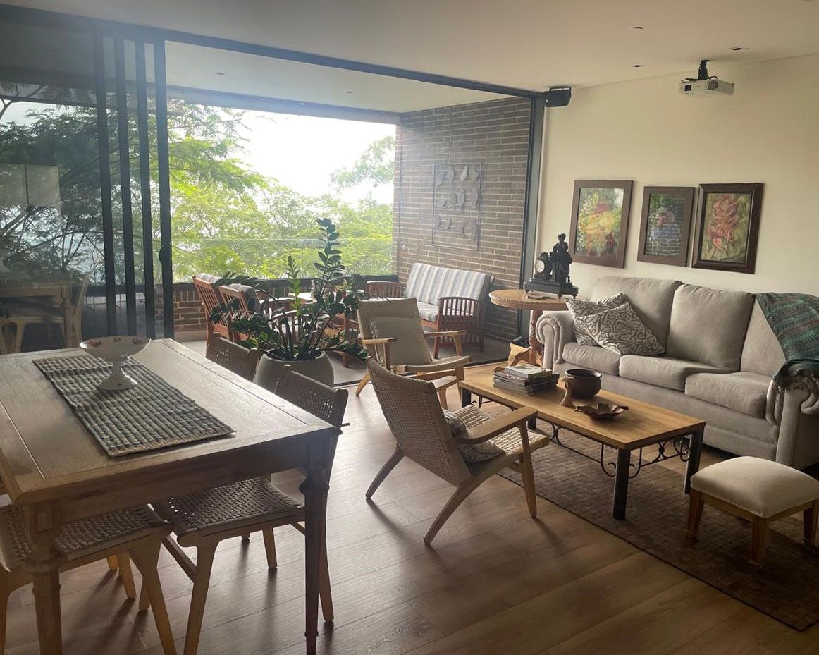 Apartamento en venta Antioquia Medellín Las Palmas 88 m2 Habitaciones 1 Baños 2 Garajes 2 Precio $1070000000