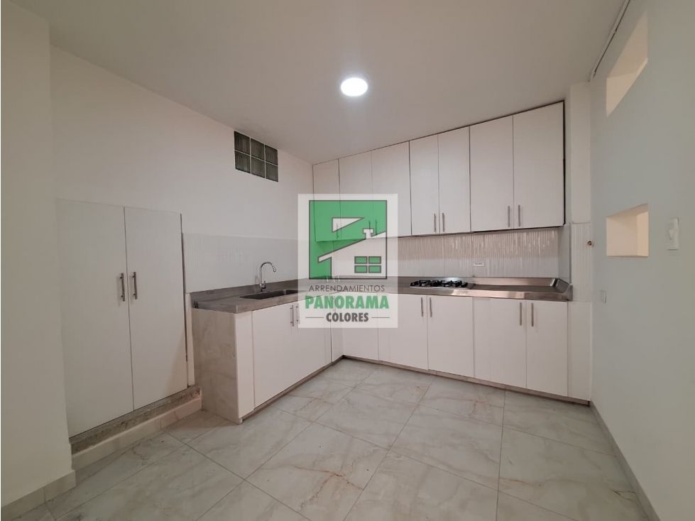 Casa en arriendo Antioquia Medellín Florida Nueva 230 m2 Habitaciones 3 Baños 2 Garajes 1 Precio $7200000