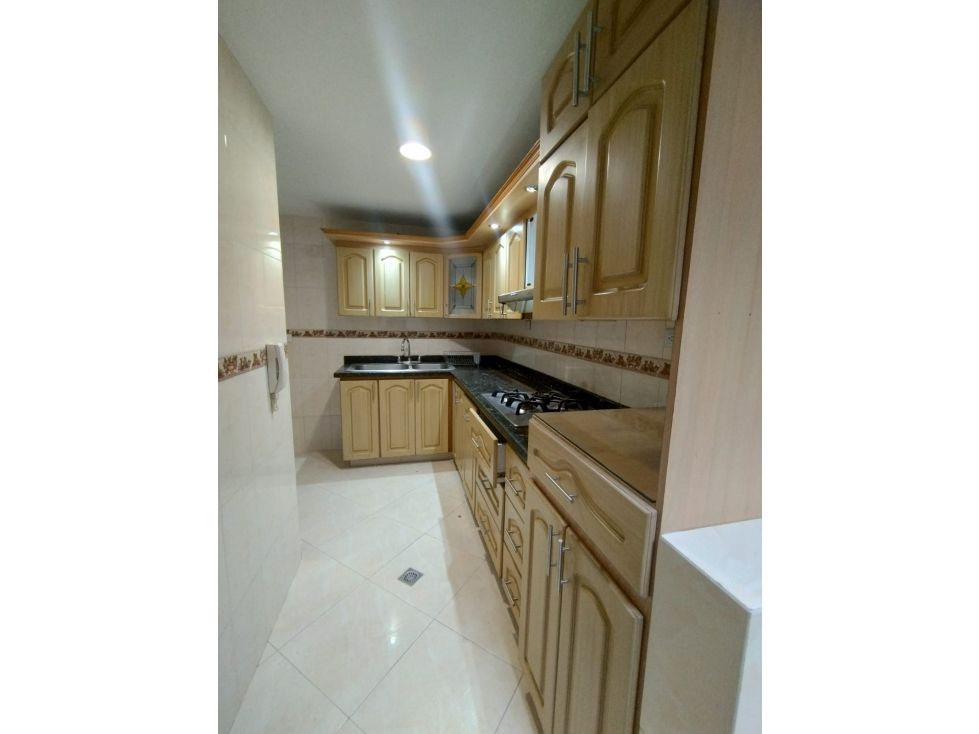 Casa en arriendo Antioquia Envigado Zúñiga 200 m2 Habitaciones 3 Baños 3 Garajes 2 Precio $7990000