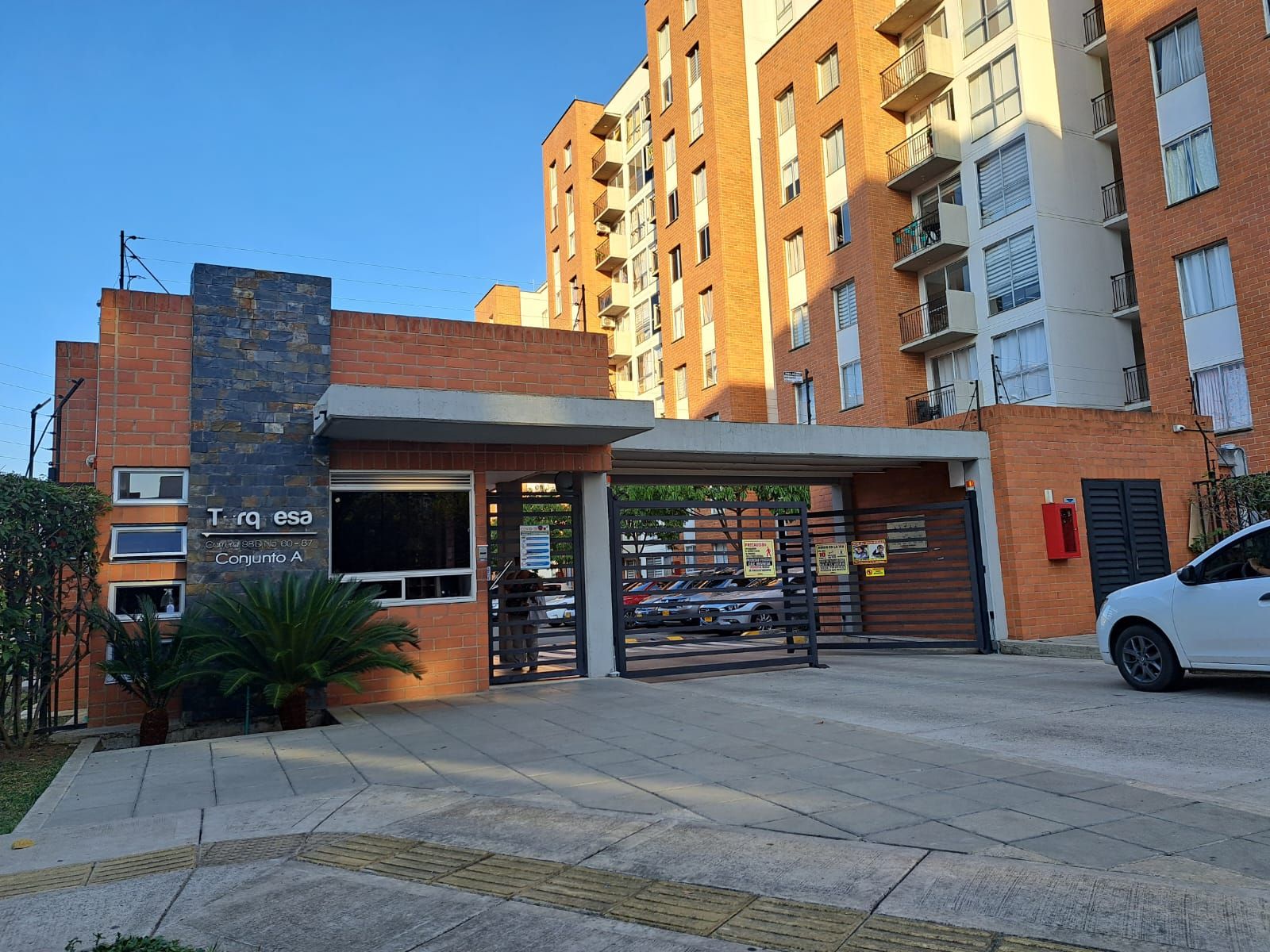 Apartamento en arriendo Valle Del Cauca Cali Conjunto Residencial Turquesa 62 m2 Habitaciones 3 Baños 2 Garajes 1 Precio $1450000