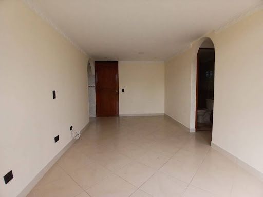 Apartamento en arriendo Antioquia Envigado Ciudad Real 57 m2 Habitaciones 2 Baños 2 Garajes 1 Precio $2500000