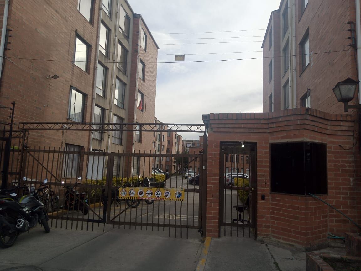 Apartamento en venta Cundinamarca Soacha Cumbres De San Mateo Et I 53 m2 Habitaciones 3 Baños 2 Garajes 0 Precio $170000000