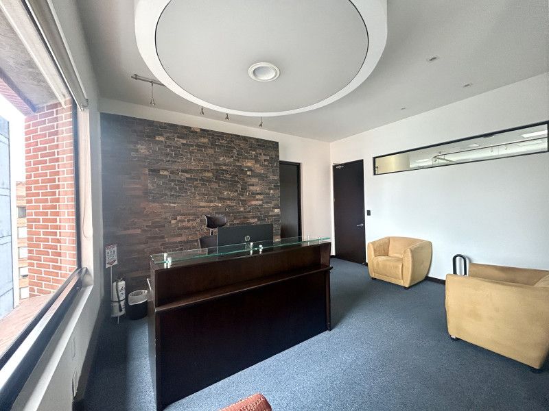 Oficina en arriendo Cundinamarca Bogotá Chapinero Norte 204 m2 Habitaciones 0 Baños 2 Garajes 4 Precio $16307000