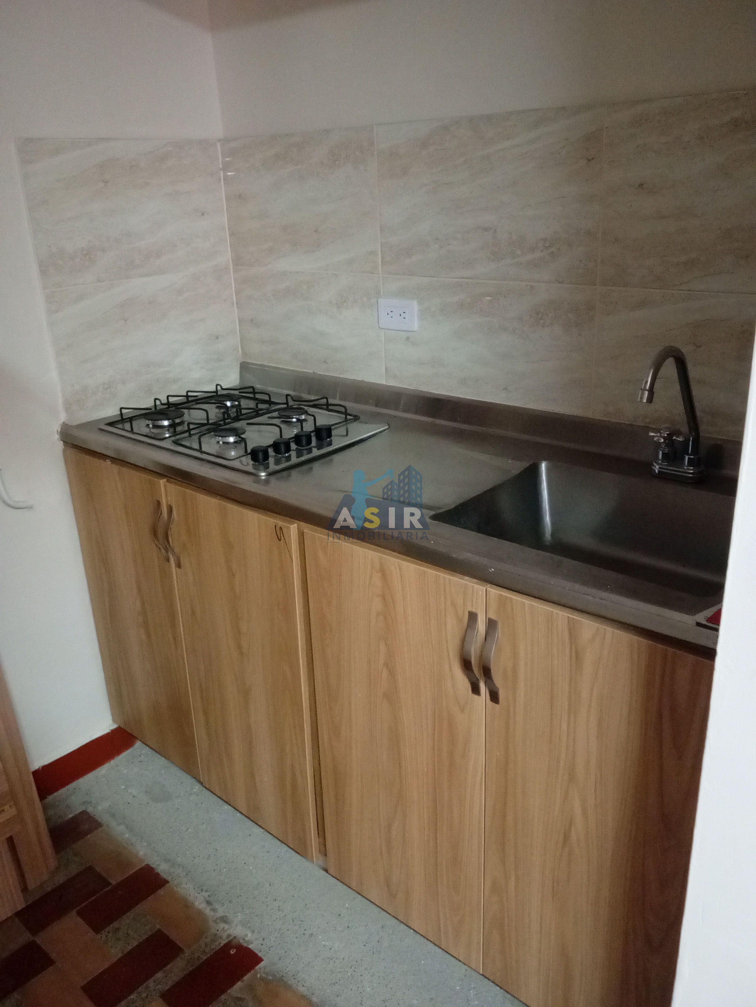 Apartaestudio en arriendo Antioquia Medellín Los Alpes 19 m2 Habitaciones 1 Baños 1 Garajes 0 Precio $1300000