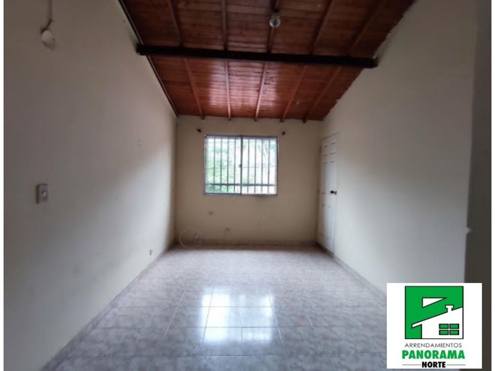 Casa en venta Antioquia Medellín Cataluña 250 m2 Habitaciones 4 Baños 1 Garajes 0 Precio $430000000