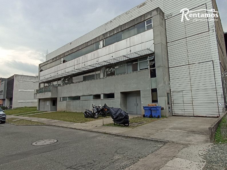 Bodega en venta Antioquia Sabaneta Playas De Dona Maria 1720 m2 Habitaciones 0 Baños 5 Garajes 4 Precio $12000000000