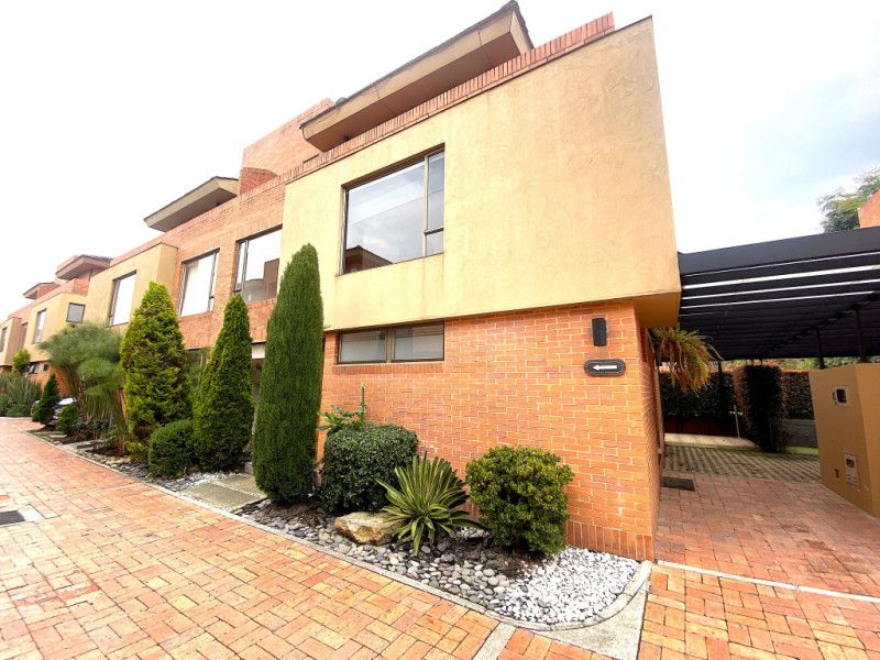 Casa en arriendo Cundinamarca Bogotá Conejera 188 m2 Habitaciones 4 Baños 4 Garajes 2 Precio $7000000