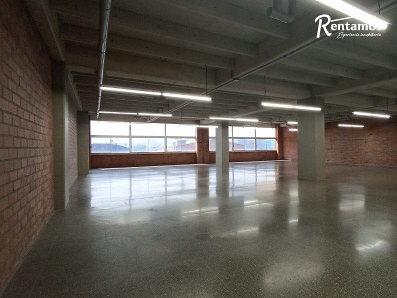 Local en arriendo Antioquia Medellín Santa Fe 233 m2 Habitaciones 0 Baños 3 Garajes 3 Precio $18991400
