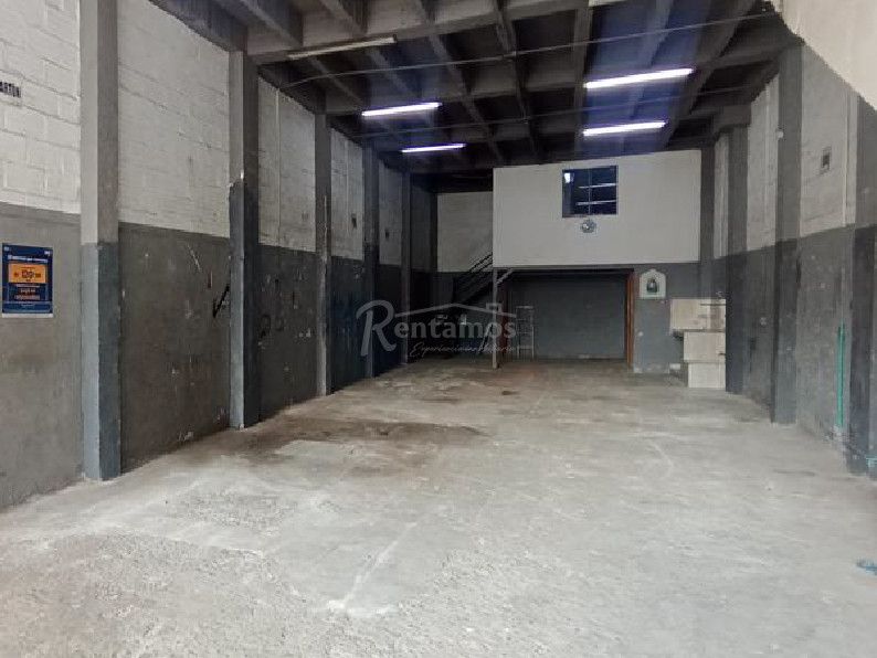 Bodega en venta Antioquia Medellín Trinidad 265 m2 Habitaciones 0 Baños 2 Garajes 0 Precio $1600000000