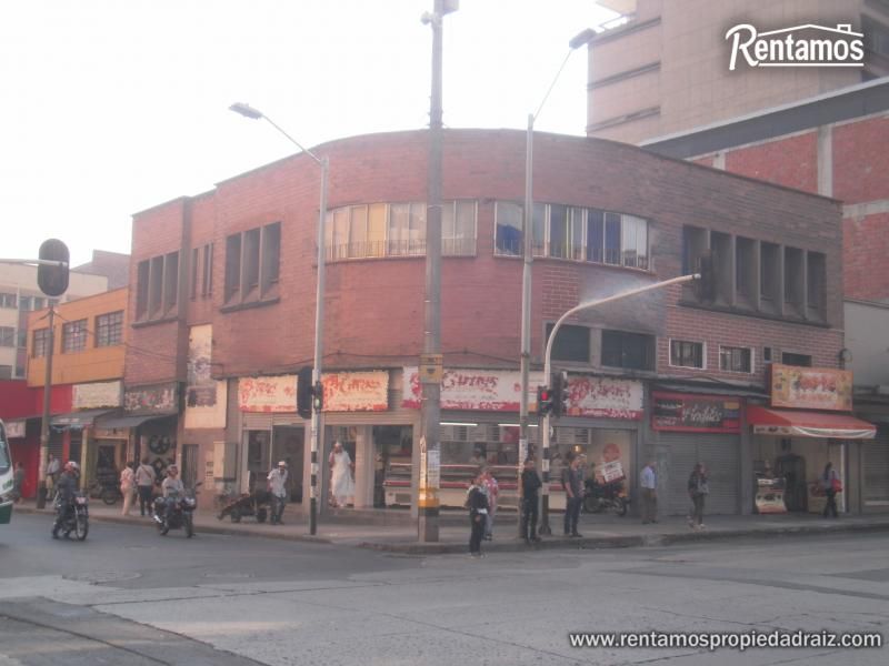 Edificio en venta Antioquia Medellín San Benito 817 m2 Habitaciones 5 Baños 6 Garajes 0 Precio $5500000000