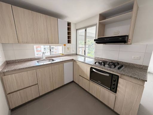 Apartamento en arriendo Antioquia Medellín El Rincon 75 m2 Habitaciones 3 Baños 2 Garajes 1 Precio $3100000