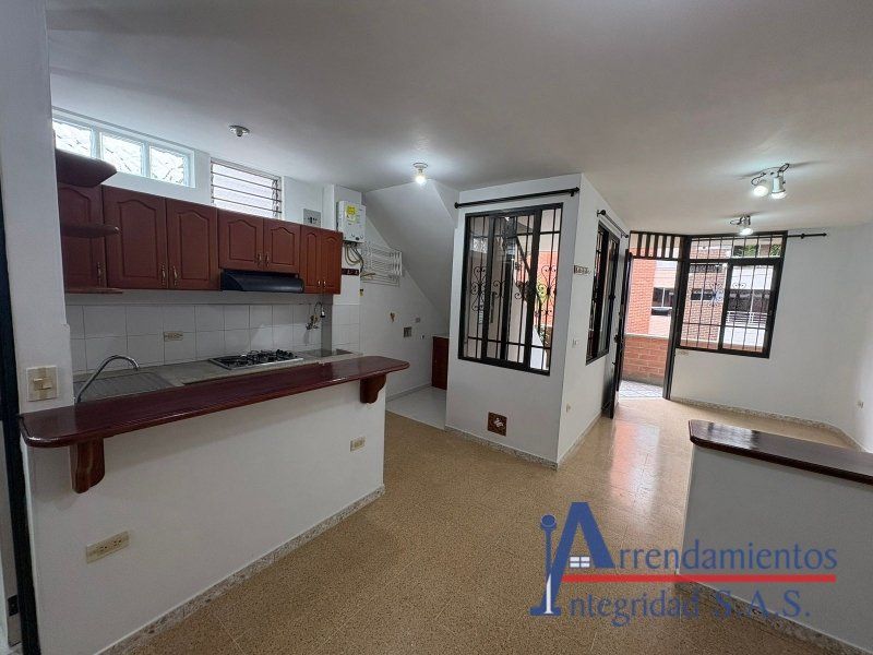 Apartaestudio en arriendo Antioquia Medellín Granada 50 m2 Habitaciones 1 Baños 1 Garajes 0 Precio $1600000