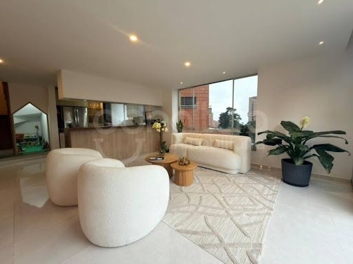 Apartamento en venta Antioquia Medellín Los Naranjos 210 m2 Habitaciones 3 Baños 5 Garajes 2 Precio $1650000000