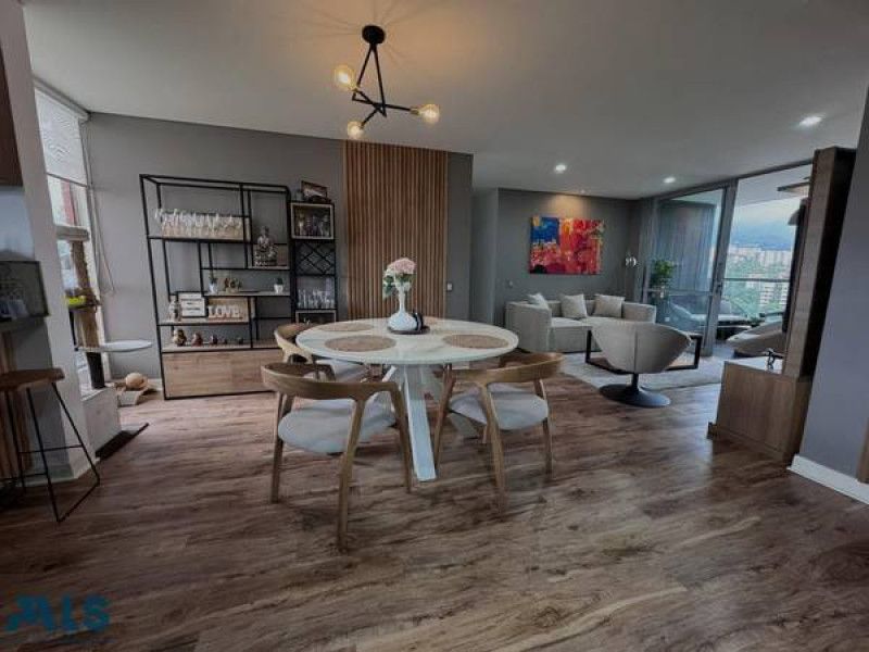 Inmuebles en Remate Apartamento en venta Antioquia Medellín Santa Maria De Los Angeles 114 m2 Habitaciones 3 Baños 3 Garajes 2 Precio $1150000000