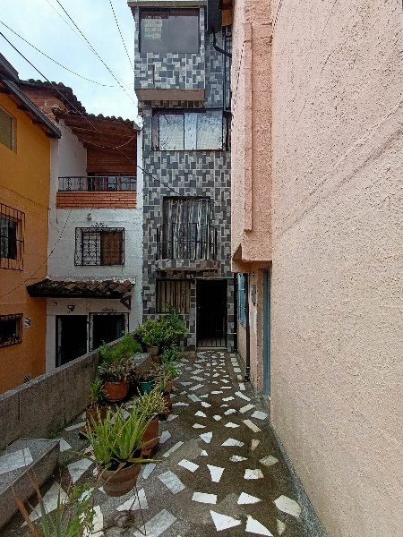 Apartaestudio en arriendo Antioquia Medellín El Rincon 45 m2 Habitaciones 2 Baños 1 Garajes 0 Precio $1300000