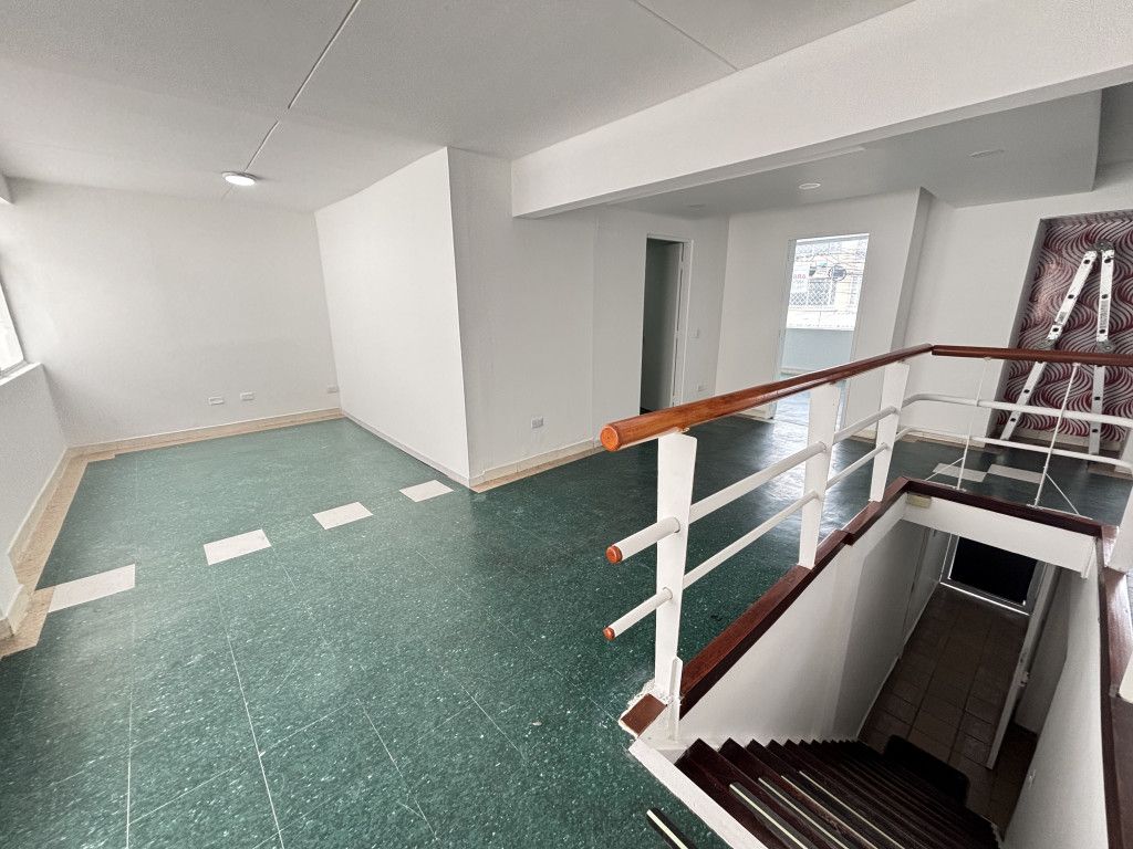 Local en arriendo Cundinamarca Bogotá El Espartillal 150 m2 Habitaciones 0 Baños 3 Garajes 0 Precio $5600000