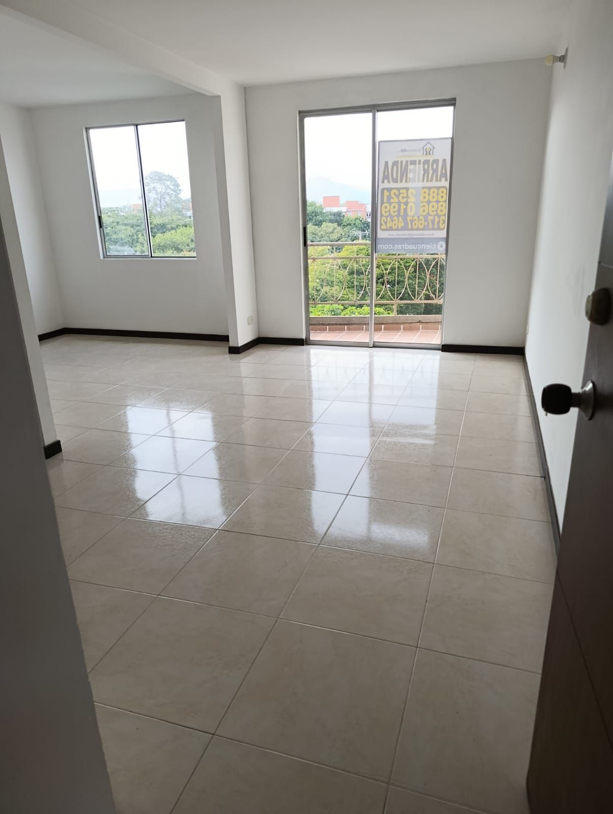 Apartamento en arriendo Valle Del Cauca Cali La Hacienda 63 m2 Habitaciones 2 Baños 2 Garajes 1 Precio $1700000