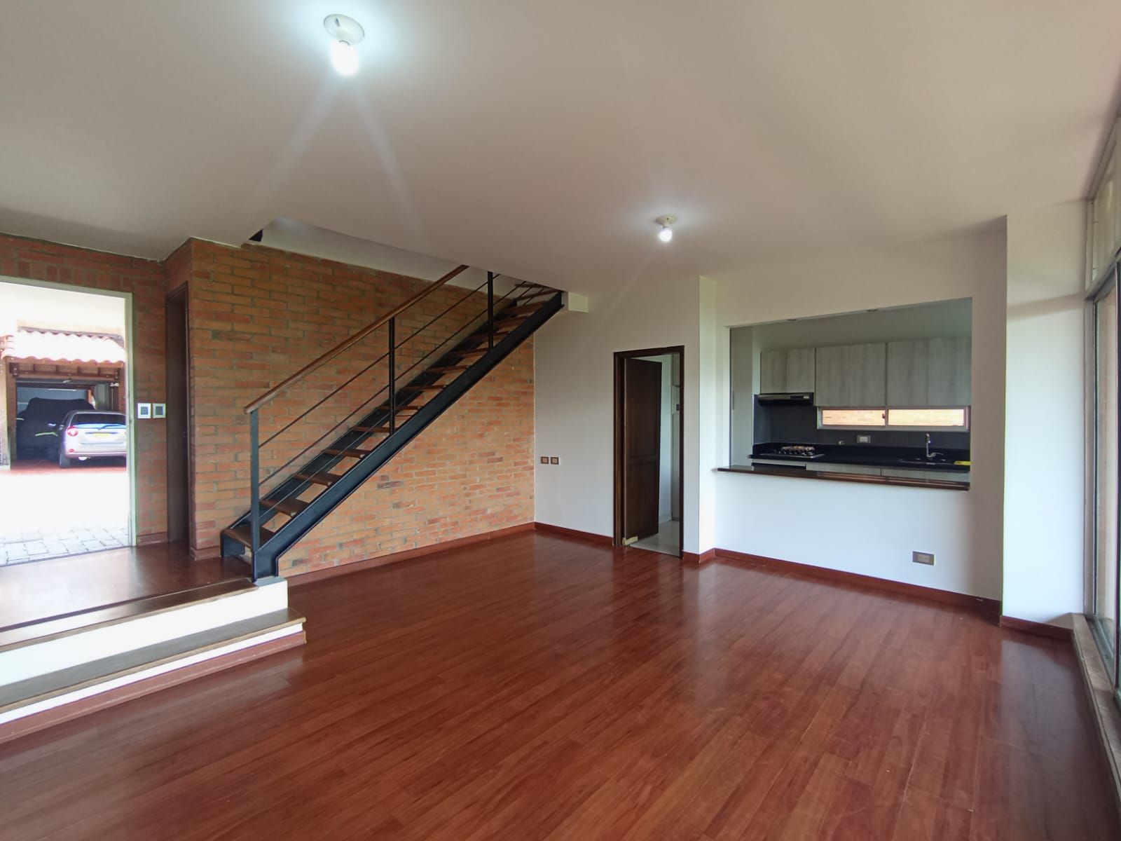 Apartamento en arriendo Risaralda Pereira El Dorado 152 m2 Habitaciones 3 Baños 3 Garajes 2 Precio $3800000