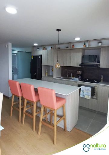 Apartamento en arriendo Antioquia Medellín Cucaracho 72 m2 Habitaciones 2 Baños 2 Garajes 1 Precio $2800000