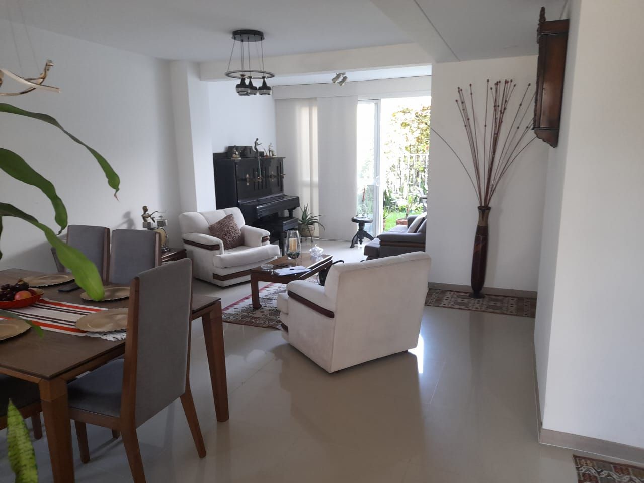 Casa en venta Valle Del Cauca Jamundí Asd 145 m2 Habitaciones 4 Baños 4 Garajes 2 Precio $620000000