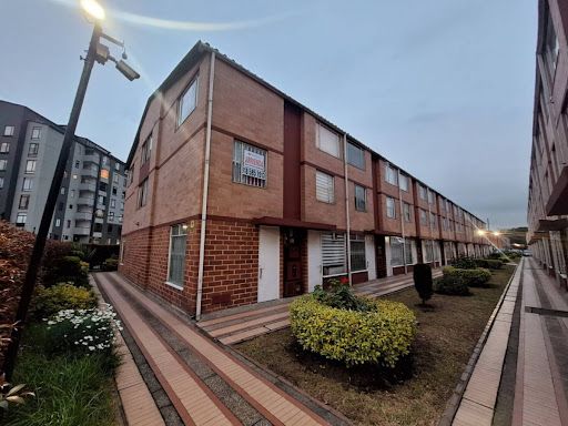 Casa en arriendo Cundinamarca Bogotá El Tintal Asd 64 m2 Habitaciones 3 Baños 2 Garajes 0 Precio $1850000