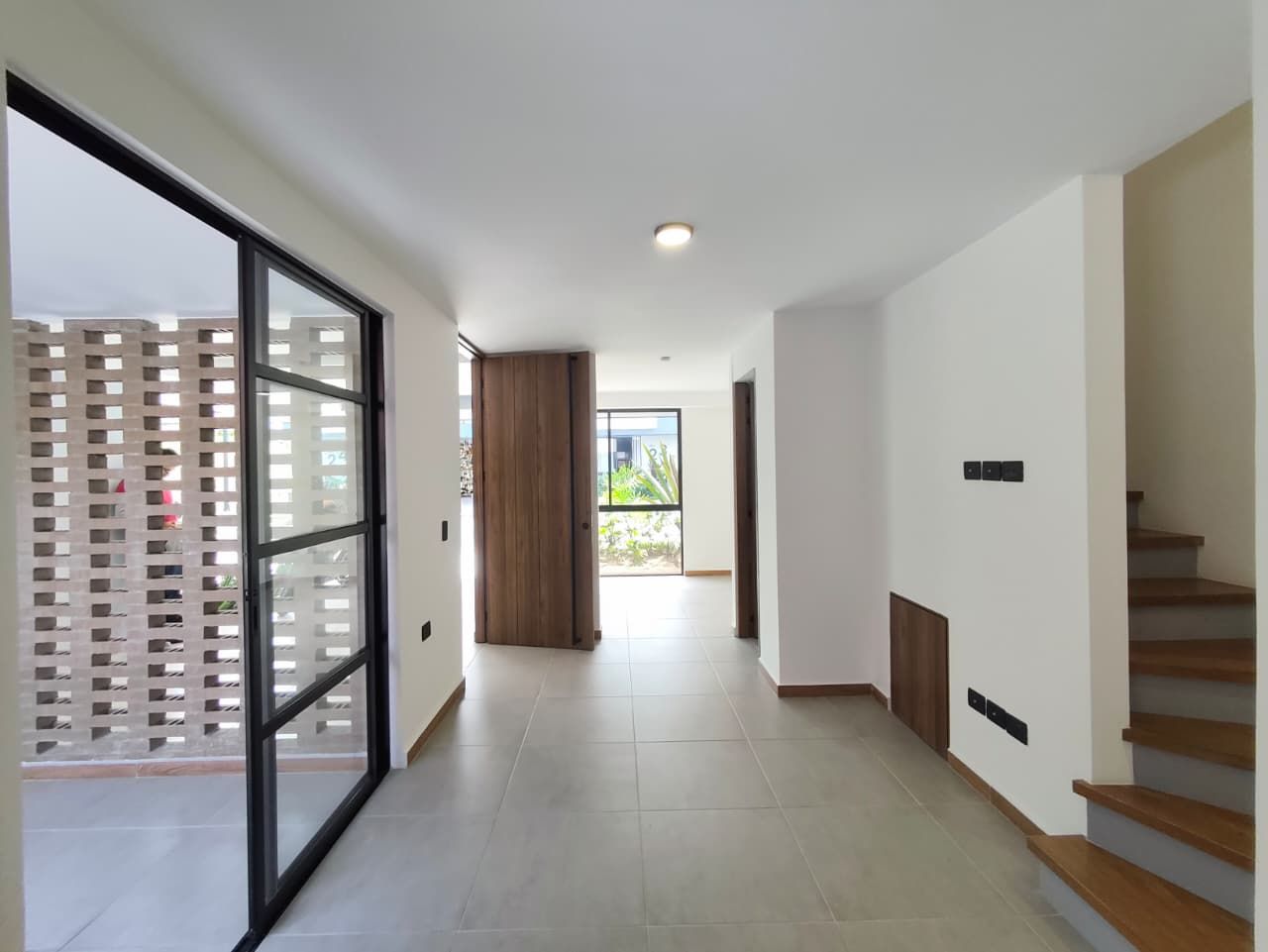Casa en arriendo Risaralda Pereira Jardin De Velez Y Velez 123 m2 Habitaciones 3 Baños 4 Garajes 2 Precio $3800000