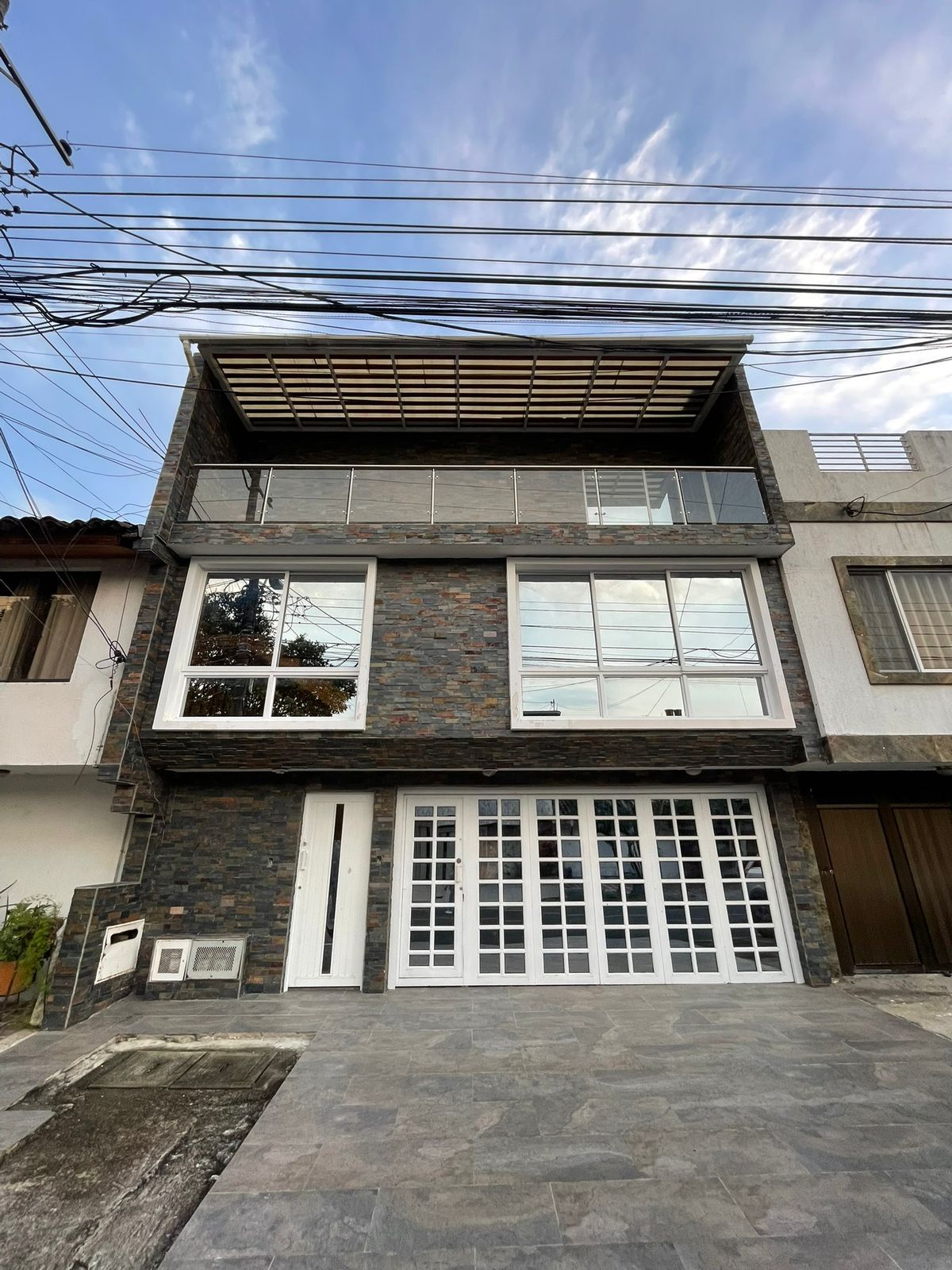Edificio en venta Valle Del Cauca Cali Pampa Linda 500 m2 Habitaciones 9 Baños 7 Garajes 2 Precio $1290000000