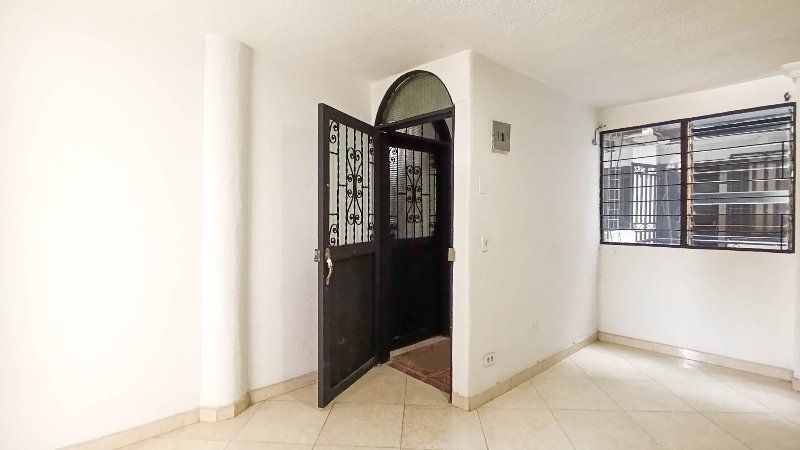 Apartaestudio en arriendo Antioquia Itagüí Las Mercedes 30 m2 Habitaciones 1 Baños 1 Garajes 0 Precio $1300000