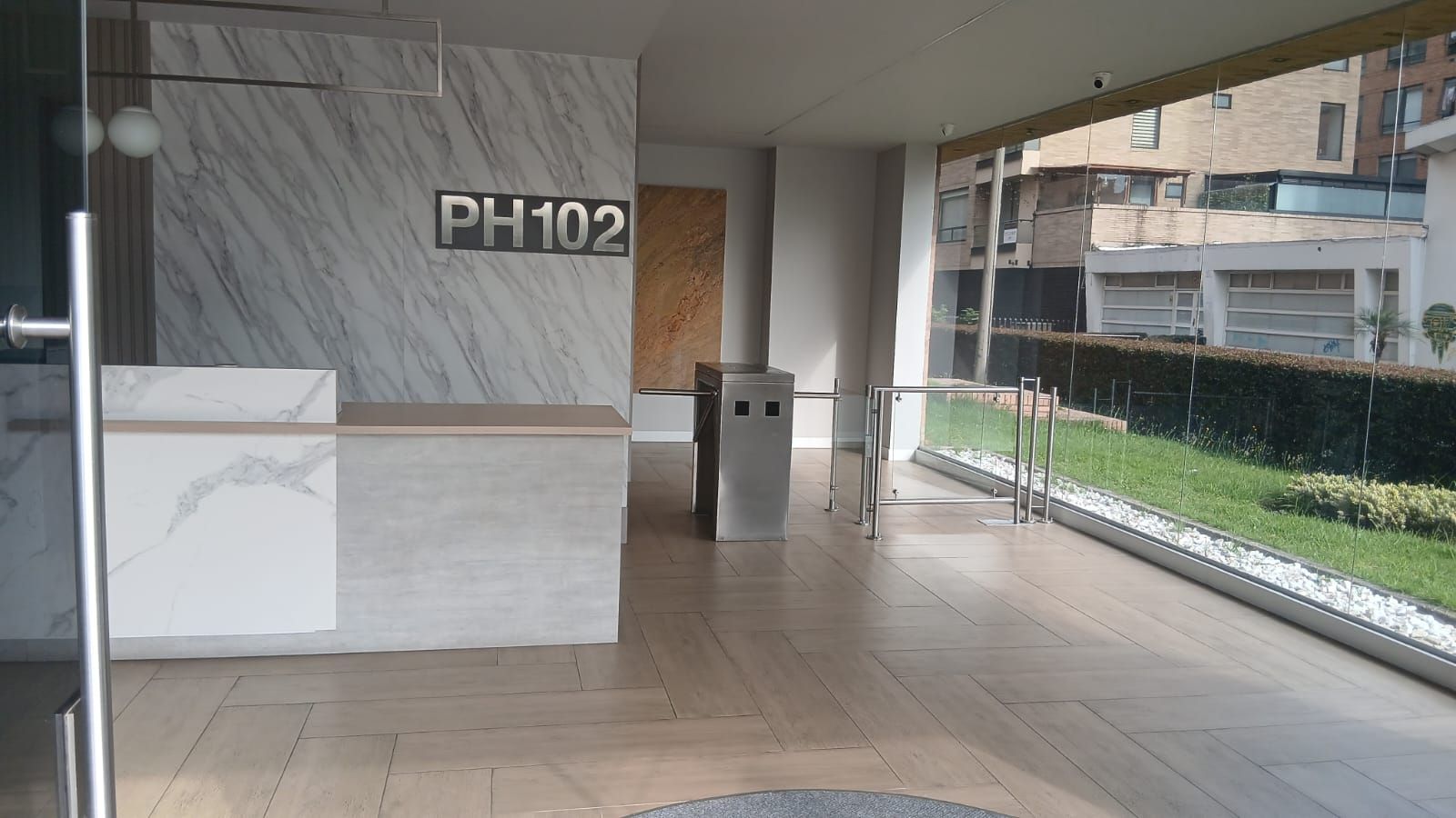 Oficina en arriendo Cundinamarca Bogotá Santa Bibiana 291 m2 Habitaciones 0 Baños 4 Garajes 5 Precio $21840000