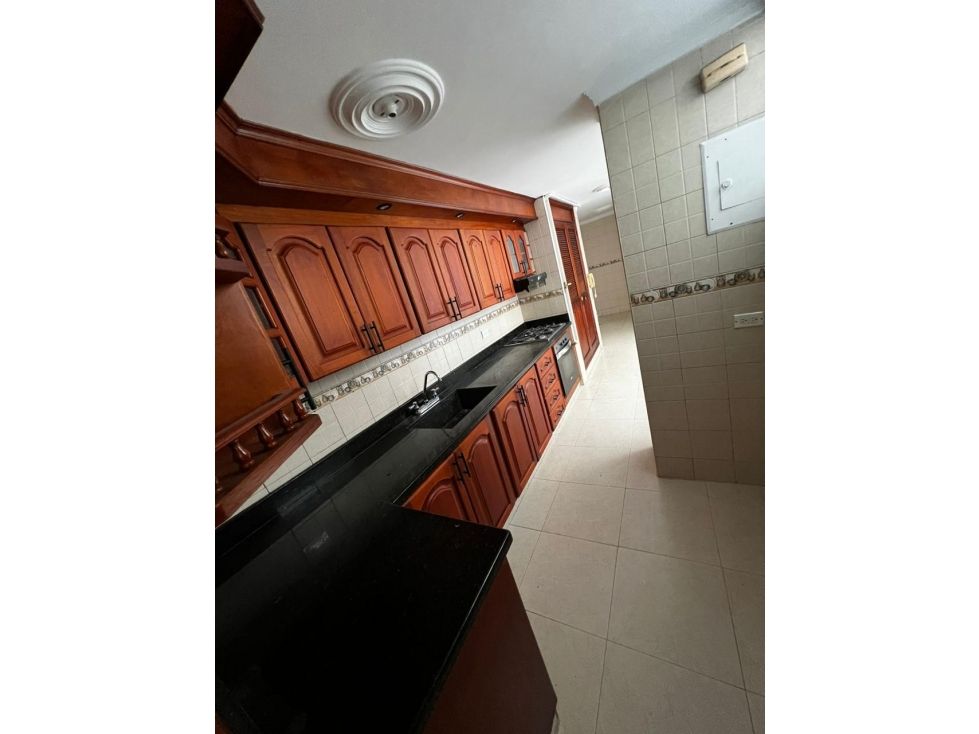 Apartamento en venta Antioquia Medellín Florida Nueva 297 m2 Habitaciones 5 Baños 5 Garajes 2 Precio $1100000000